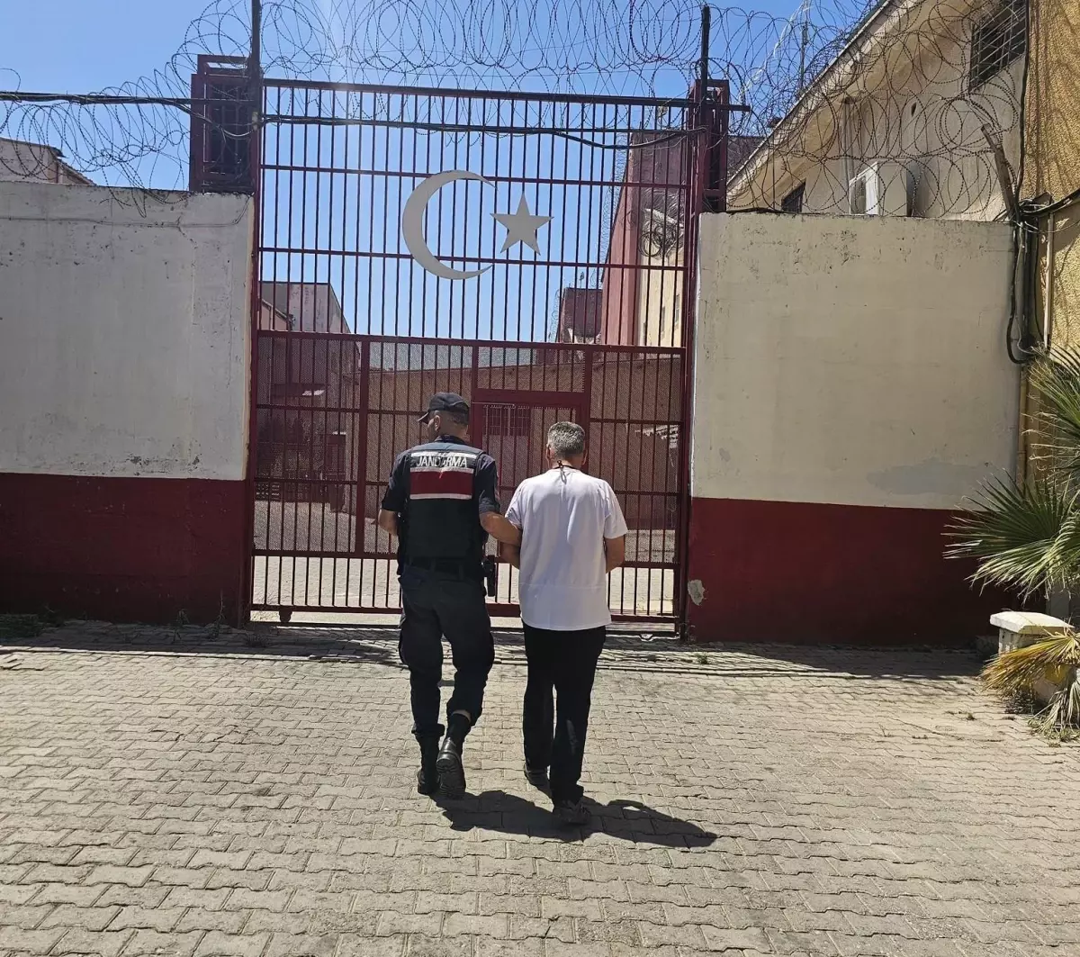 Terör Örgütü Üyesi 6 Yıl Sonra Yakalandı