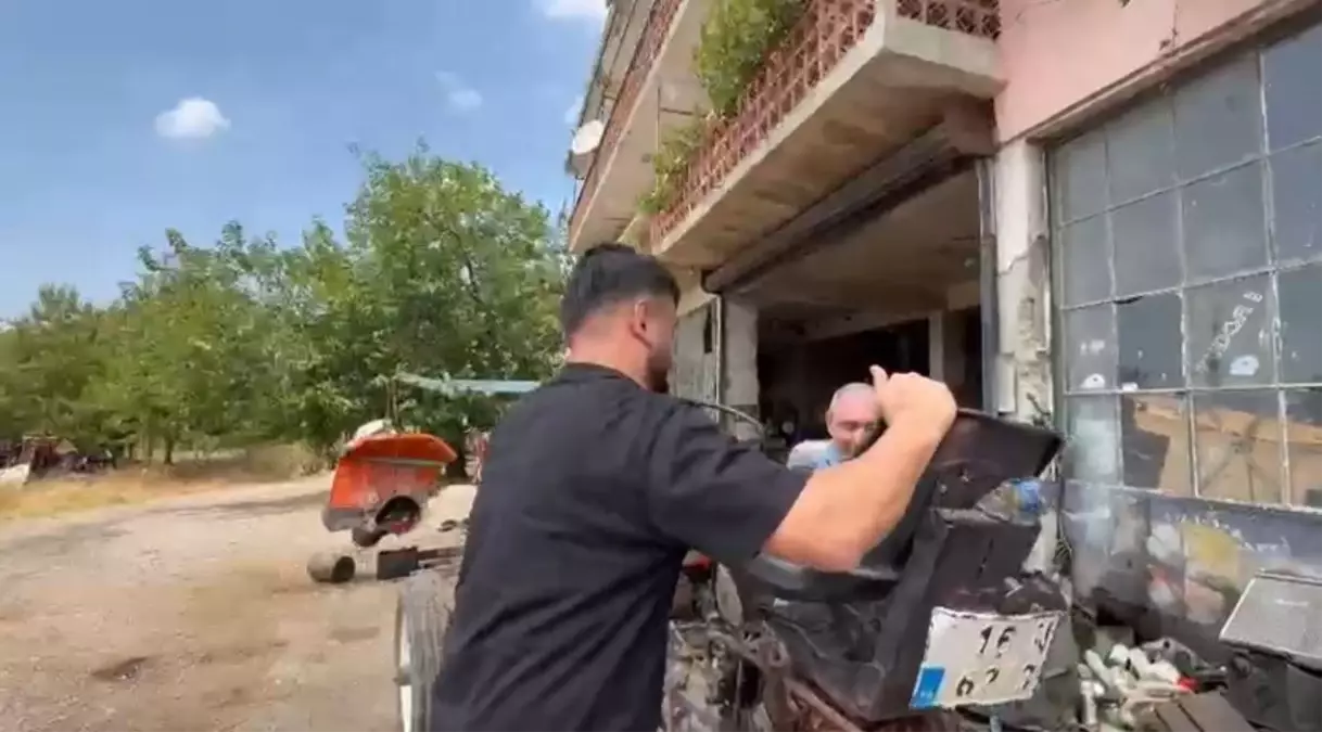 “Traktörün İyileştirilmesiyle Birlikte Dayanışma Ruhu Doğdu”