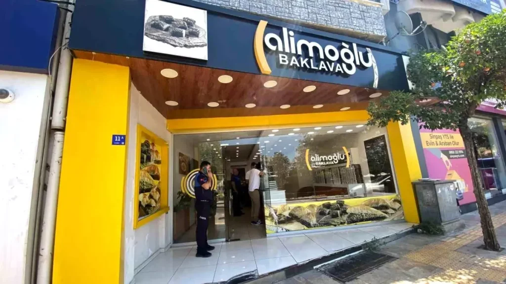 Aydın’da Baklava İşletmesine Fare Cezası