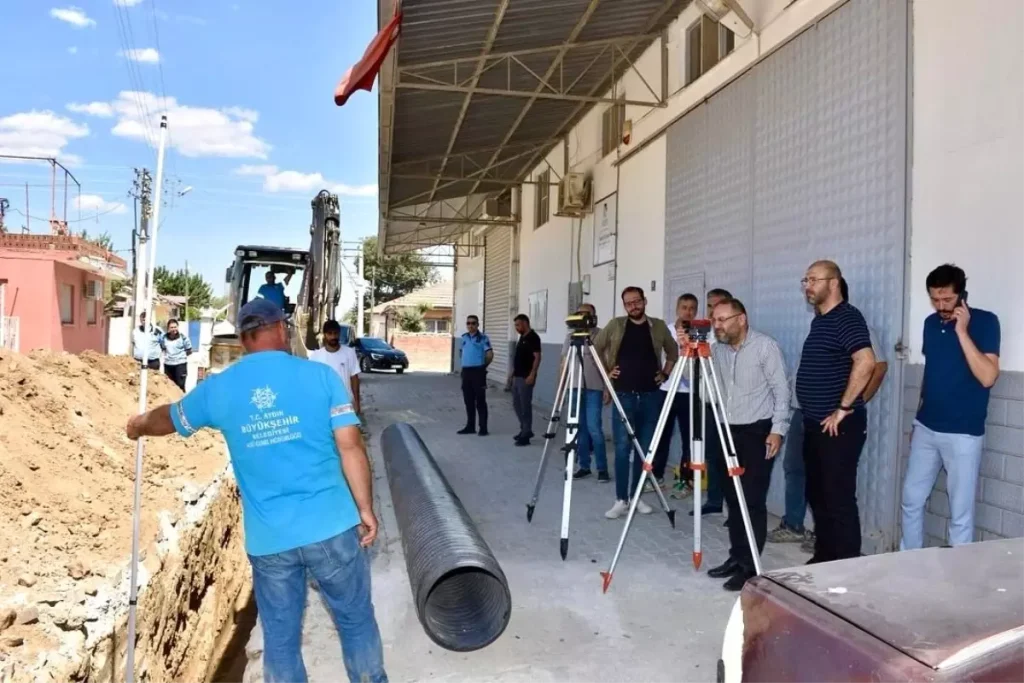 Aydın’da Yağmur Suyu Altyapı Çalışmaları Sürüyor