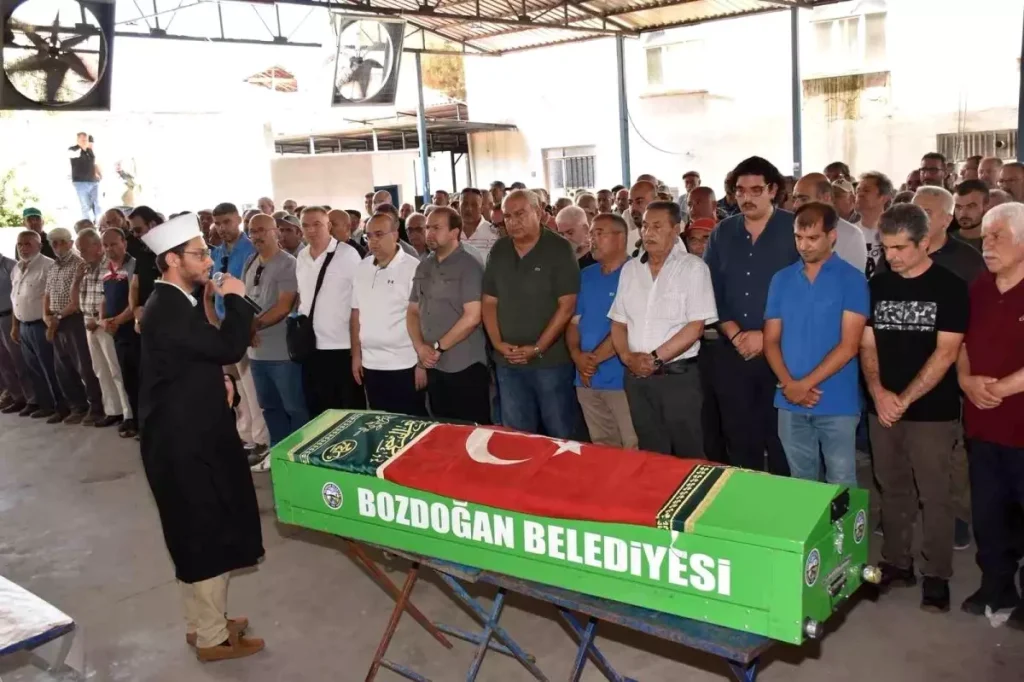 Nazilli’nin Sağlık Camiası Doktor Aydın’ı Uğurladı