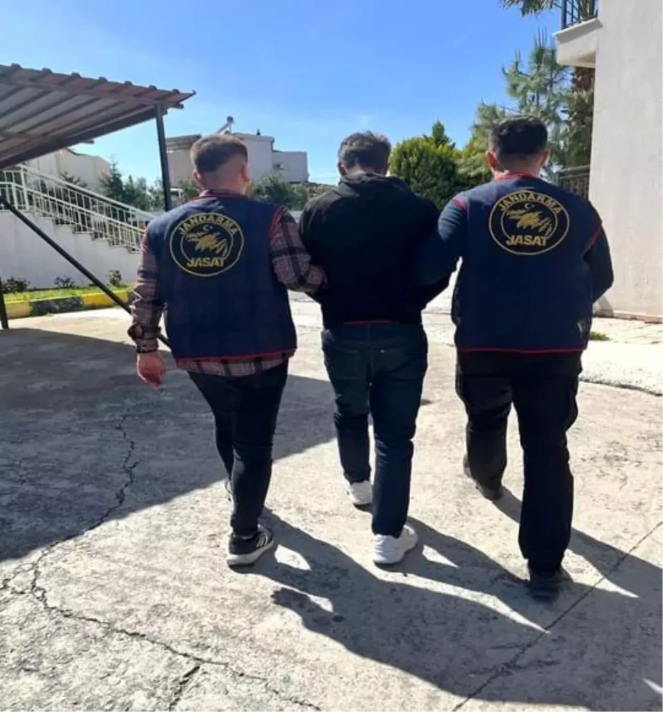 Firari Hırsız JASAT Ekiplerince Yakalandı