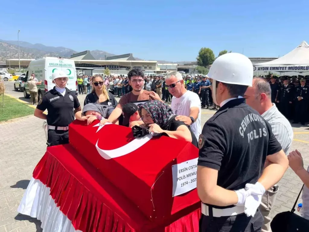 Kalp Krizi Geçiren Polis Memuru Aydın’da Defnedildi