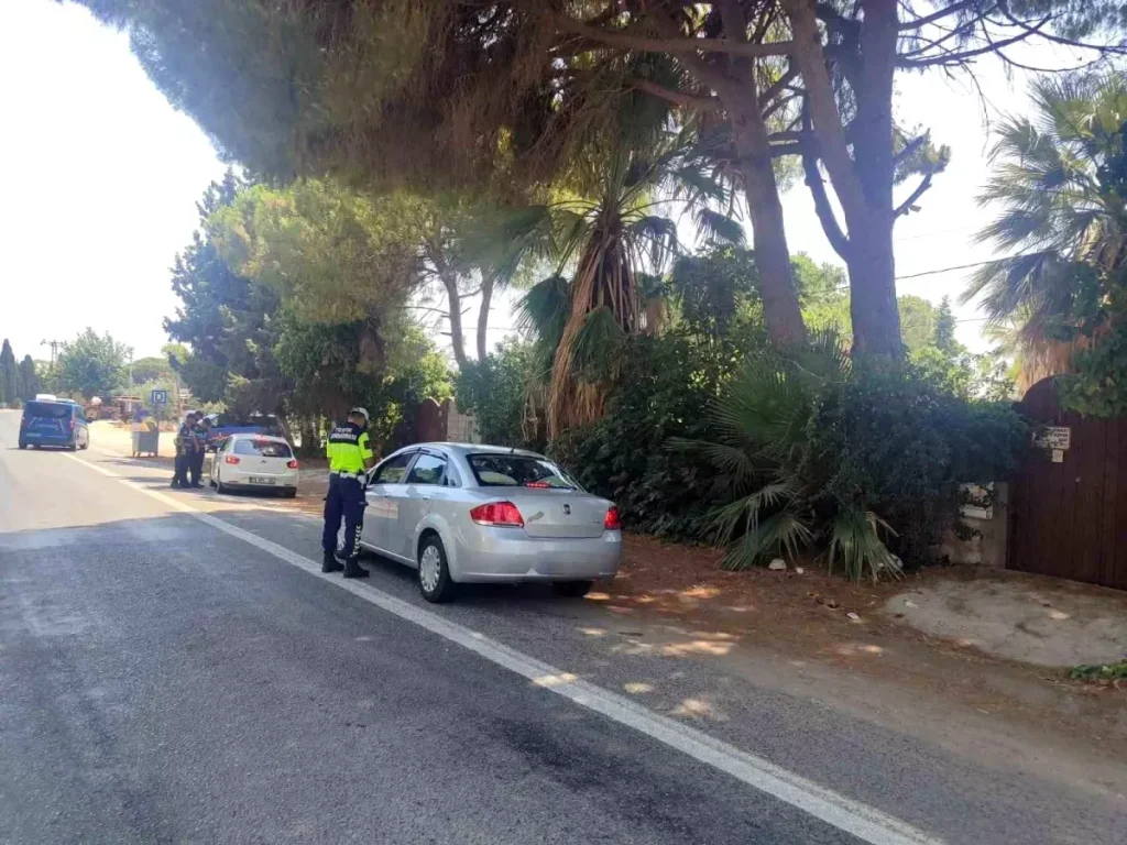 Trafik Denetimlerinde 28 Sürücüye 37 Bin TL Ceza