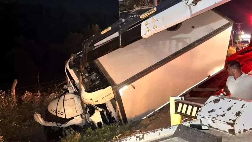 Trafik Kazasında 1 Kişi Hayatını Kaybetti