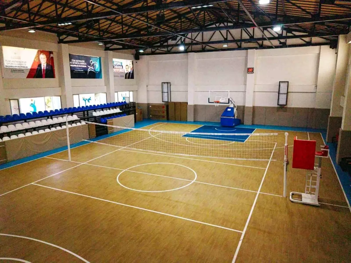 Sultanhisar’a Gençlik Merkezi ve Spor Salonu Kazandırıldı