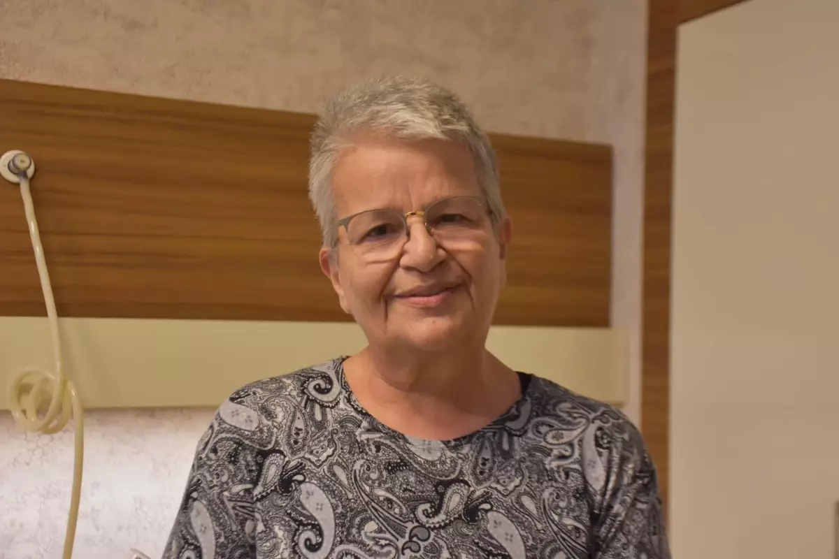 85 Yaşındaki Hasta Kapalı Kalp Kapağı Ameliyatı Geçirdi