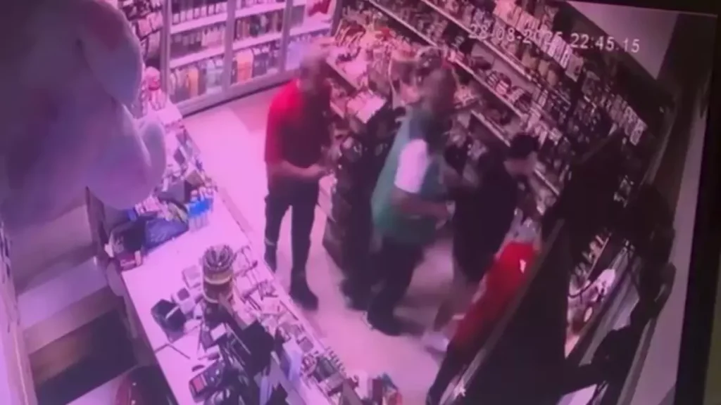 **Akaryakıt İstasyonunda Kanlı Kavga**