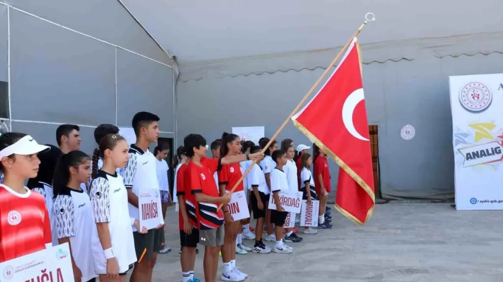 Tenis Heyecanı Aydın’da 200 Sporcuyu Bir Araya Getirdi