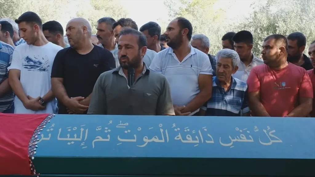 Üniversiteli Genç Kızın Ölümü ve Toprağa Verilmesi