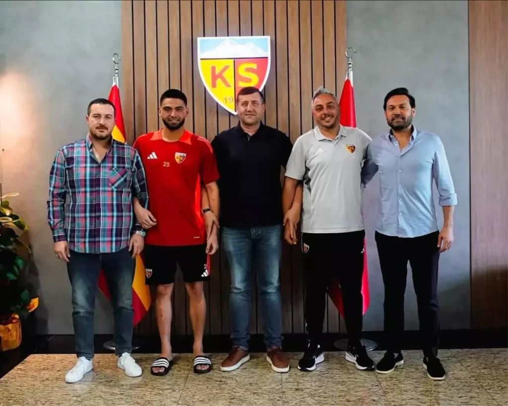 **Kayserispor Kalecisi Bilal Bayazıt Sessizliğini Bozdu**