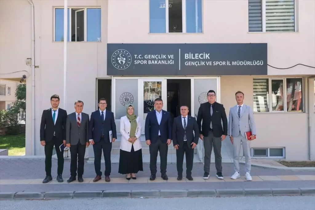 Bilecik Valisi Sözer’den Gençlik ve Spor İl Müdürlüğüne Ziyaret