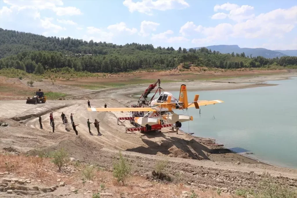 **Uçak Kazası: Karacören Barajı’ndaki Kırma İnceleniyor**