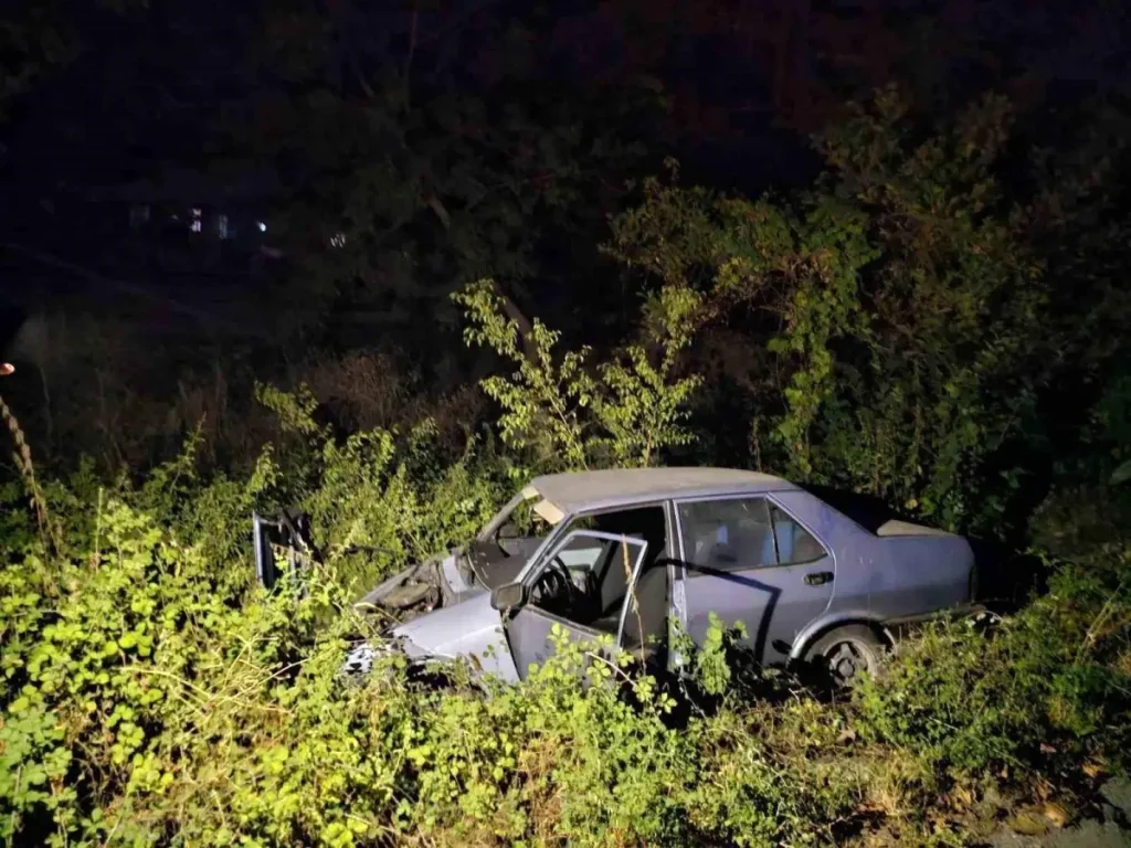 Bursa İnegöl’de Otomobil Şarampole Uçtu: 2 Yaralı