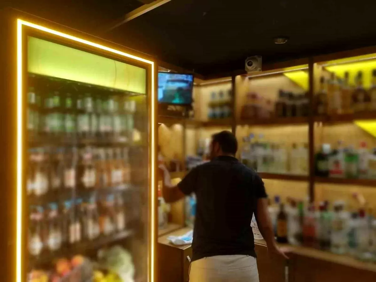 Denizlide Didim Belediyesi Uygunsuz Gıdaya  Engel Oldu