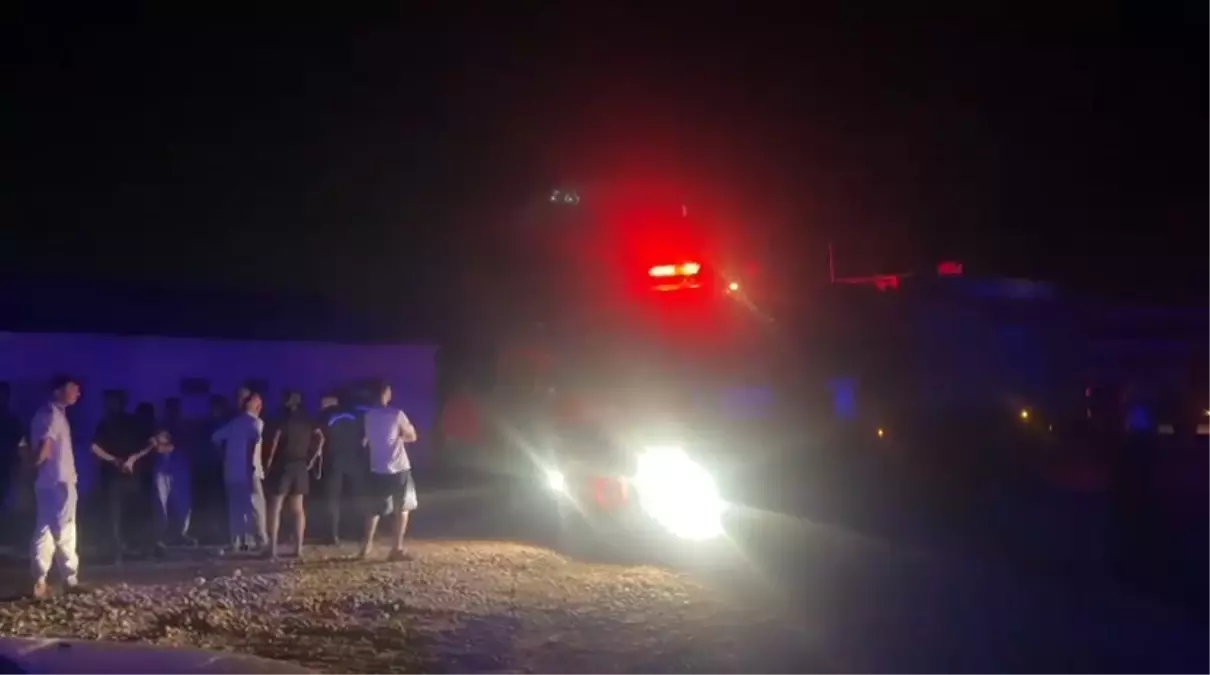 **Diyarbakır’da Şantiye Yangını: 1 İtfaiye Eri Yaralandı**