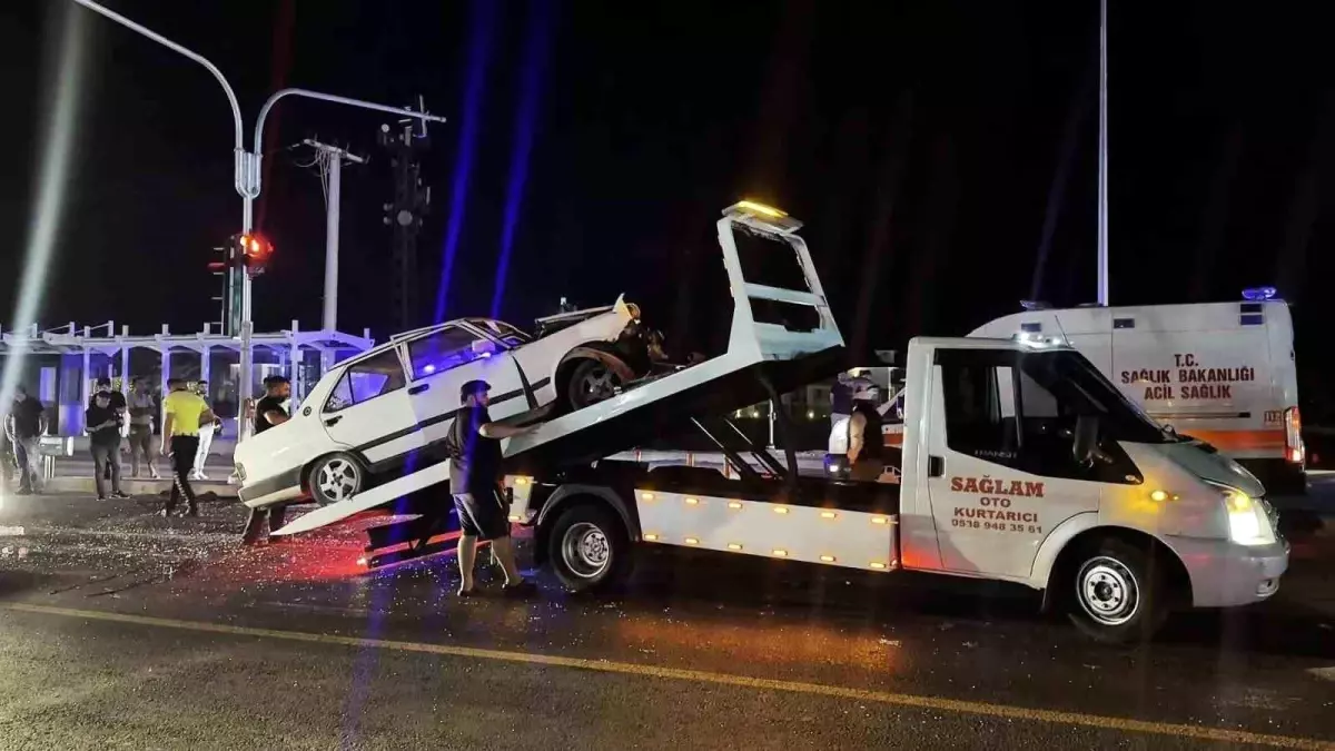 Duble Yolda Trajik Kaza: 1’i Ağır 3 Yaralı