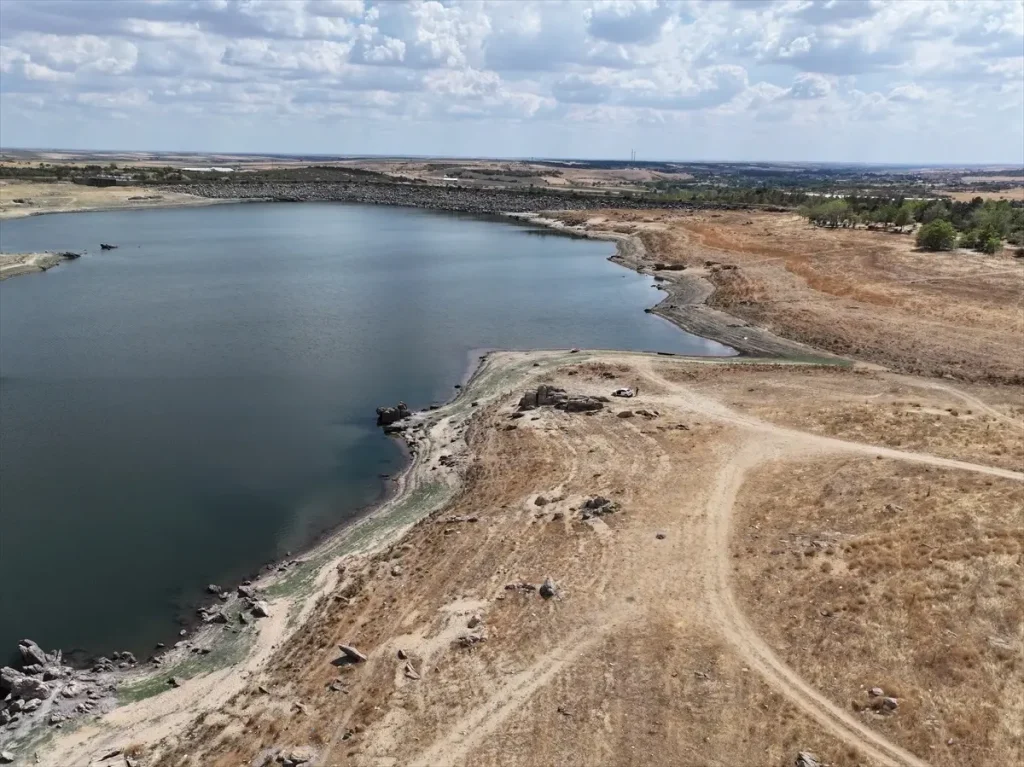 Edirne’de Kuraklık: Süloğlu Barajı’nın Su Seviyesi Düşüyor