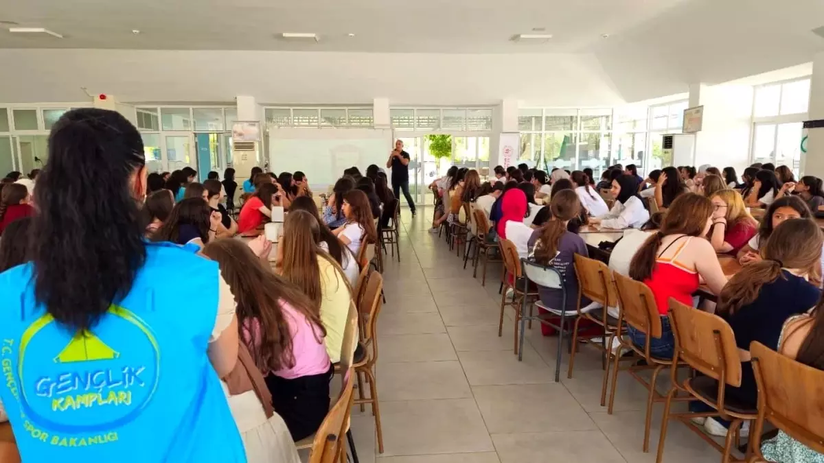 **Afet Eğitimiyle Gençlerin Bilinci Artıyor**