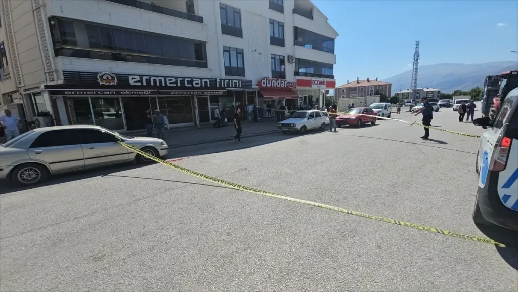 **Erzincan’da Silahlı Kavga: 1 Ölü, 1 Yaralı**