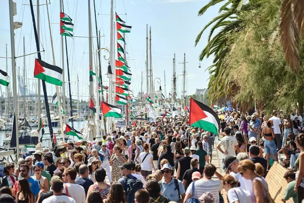 Gazze İçin Küresel Filo Denize Açıldı