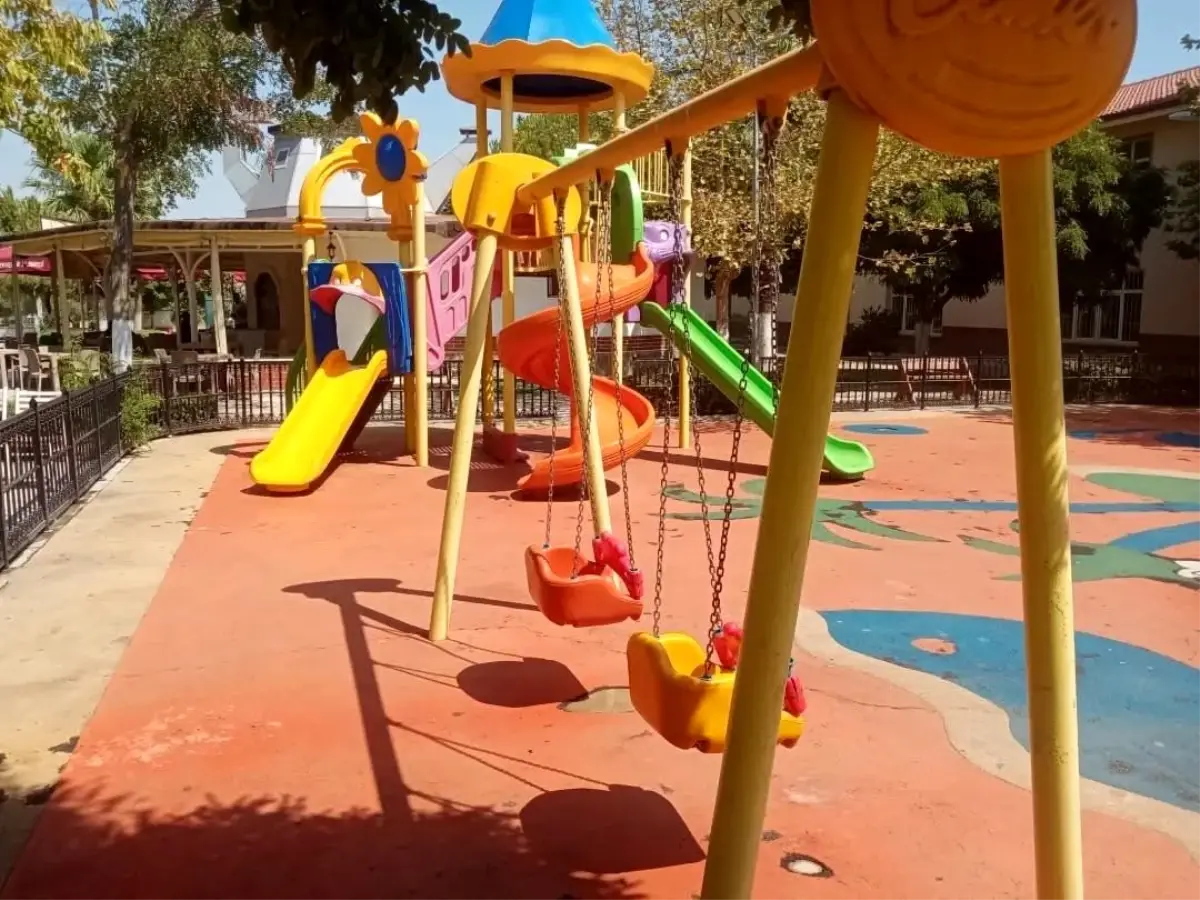 Aydın’da Parklar Dezenfekte Edildi