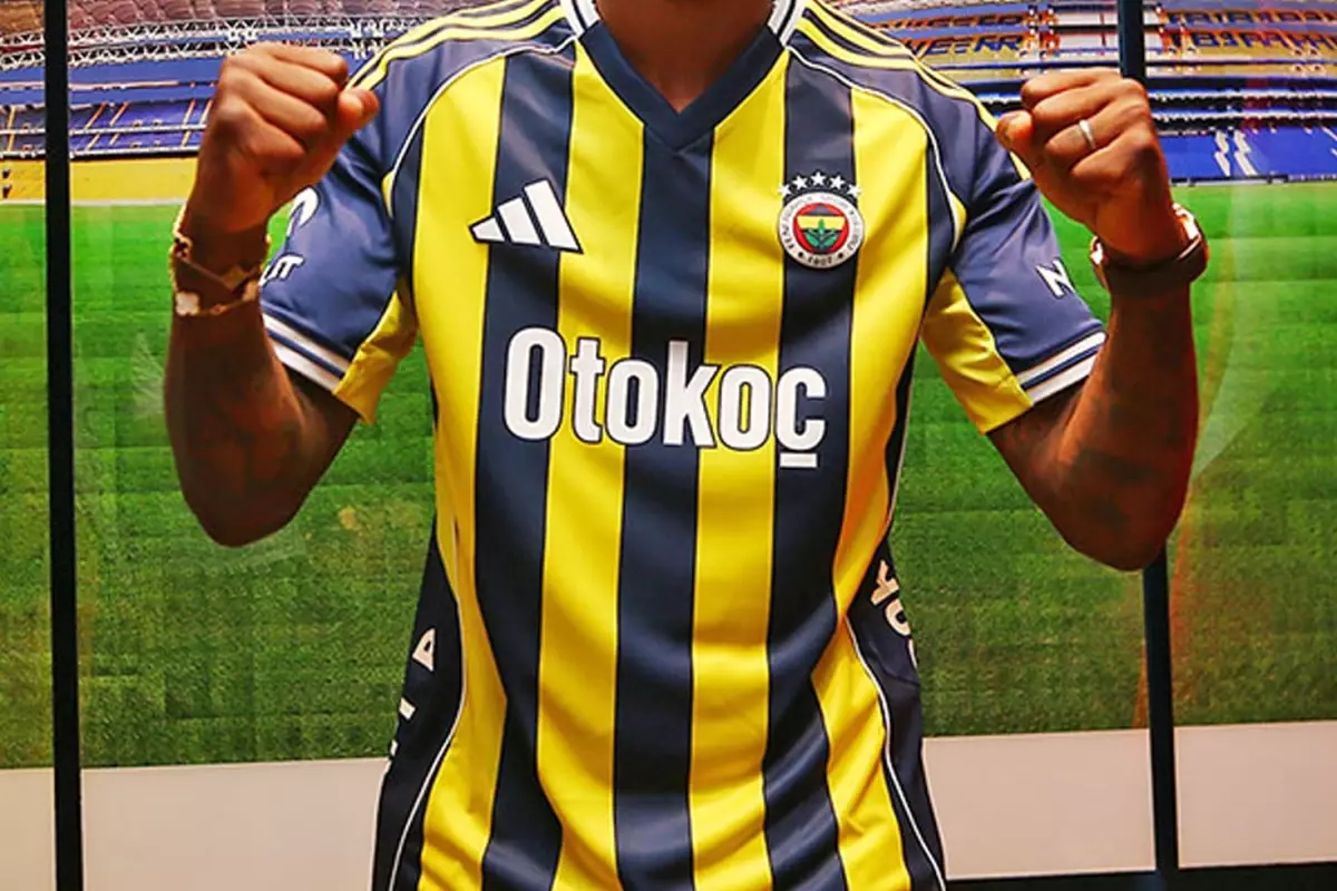 **Fenerbahçe’de Semedo Şoku: Haftalarca Sahalardan Uzak Kalacak**