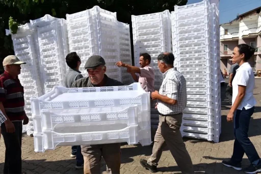 İncir Üreticilerine Kerevet Dağıtımı Devam Ediyor