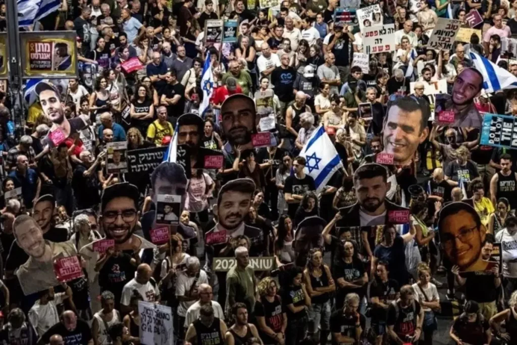 İsrail’de On Binlerce Kişi Netanyahu’ya Karşı Birleşti