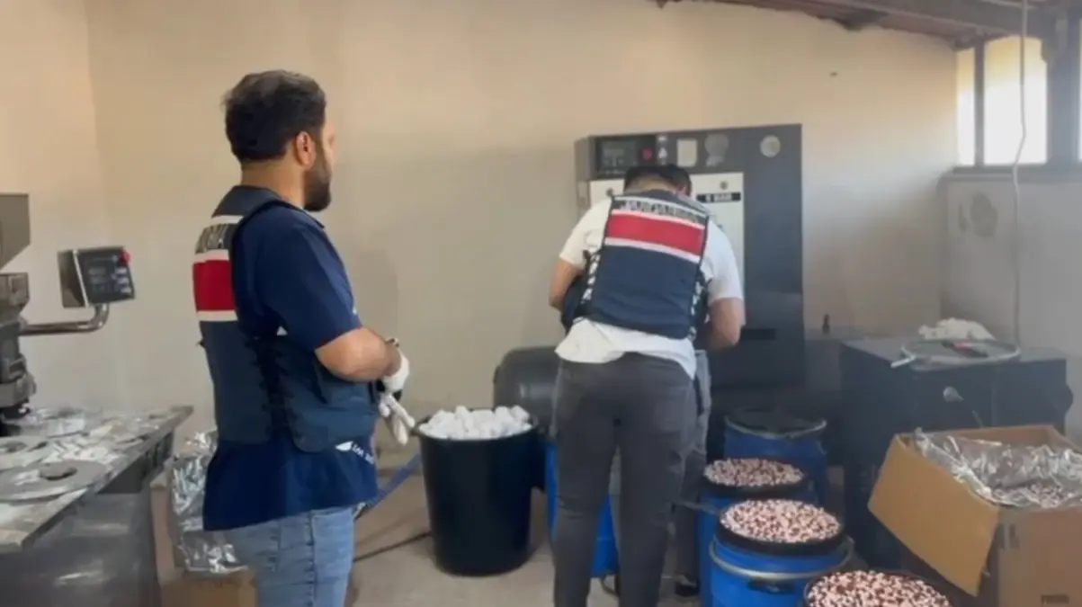 Uyuşturucu Operasyonunda 847 Bin Hap Ele Geçirildi