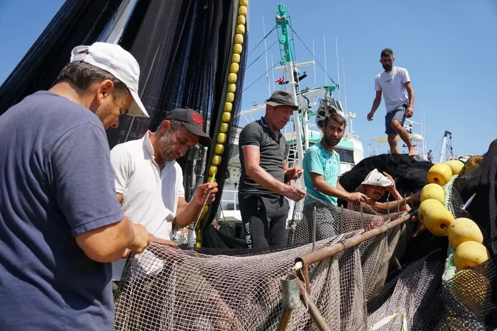 Karadenizli Balıkçılar Tekirdağ’da Yeni Sezona Hazır