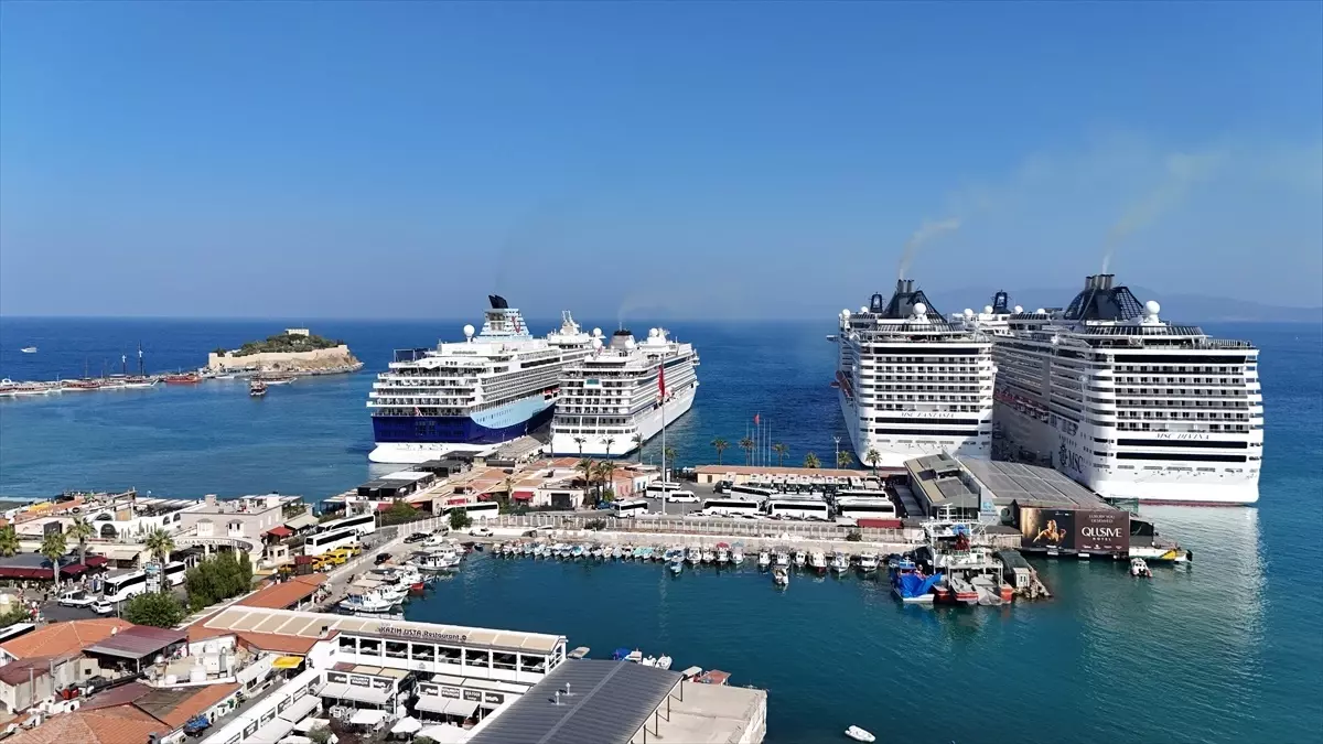 Kruvaziyer Turizmi Kuşadası’na Canlılık Getiriyor