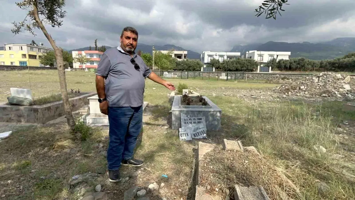 **Akli Dengesiz Kişi Mezarlara Zarar Verdi**