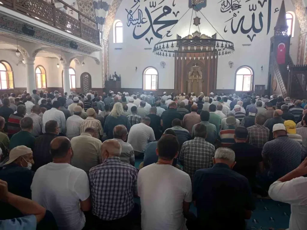 Diyanet İşleri Eski Başkanı Yorulmaz’ın Oğlu Öldü