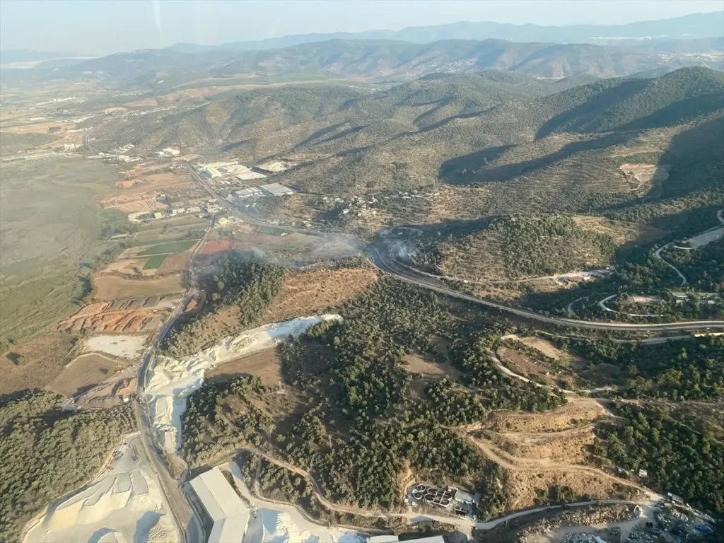 Muğla’da Ziraat Alanında Çıkan Yangın Kontrol Altına Alındı