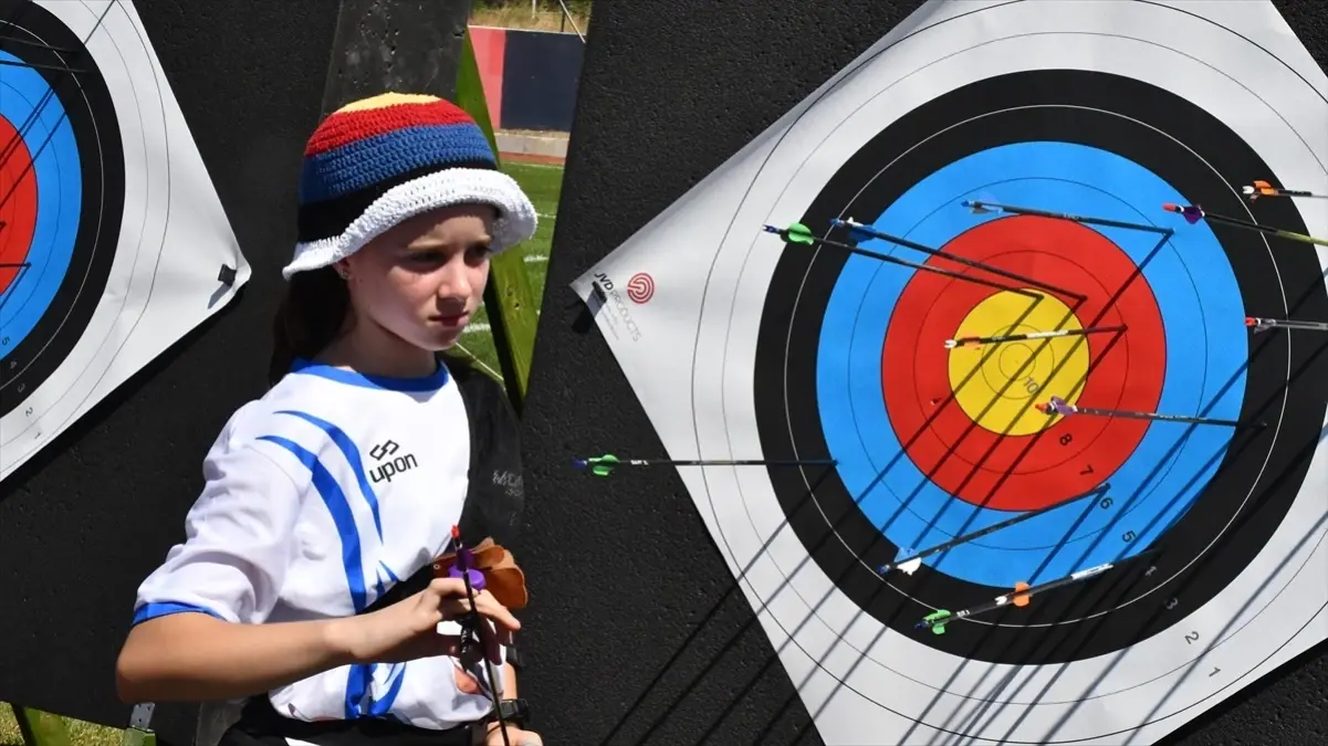 **Okçuluk Şampiyonaları Düzce’de Devam Ediyor**