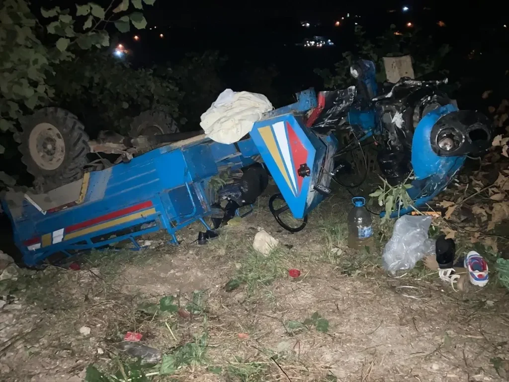 Aile Trajedi: Tarım Aracı Kazasında 4 Ölü