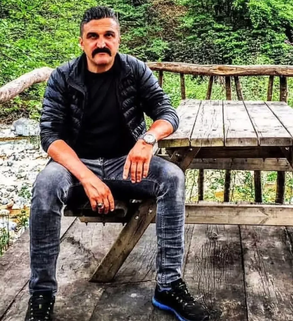 Tragedi Çayeli’nde: Zabıta Memuru Çatıda Düşerek Öldü