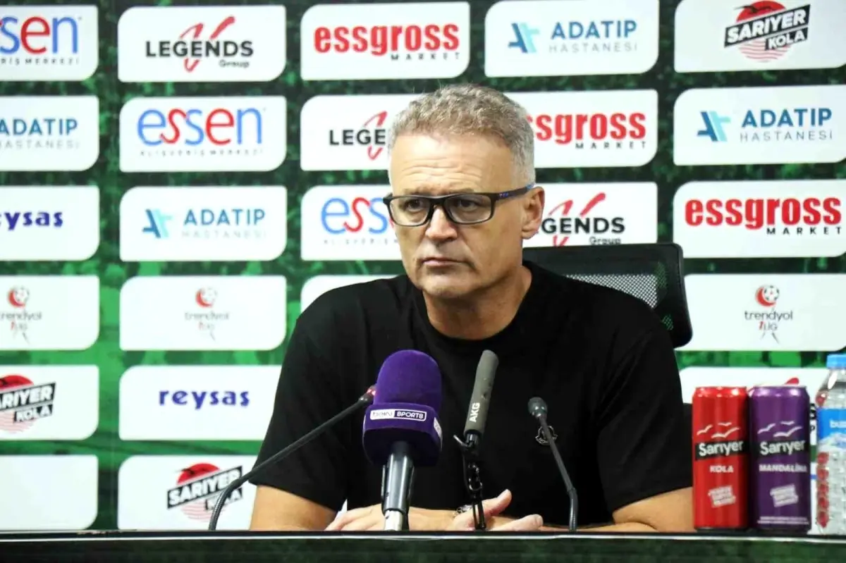 Sakaryaspor, İrfan Buz ile Yollarını Ayırdı