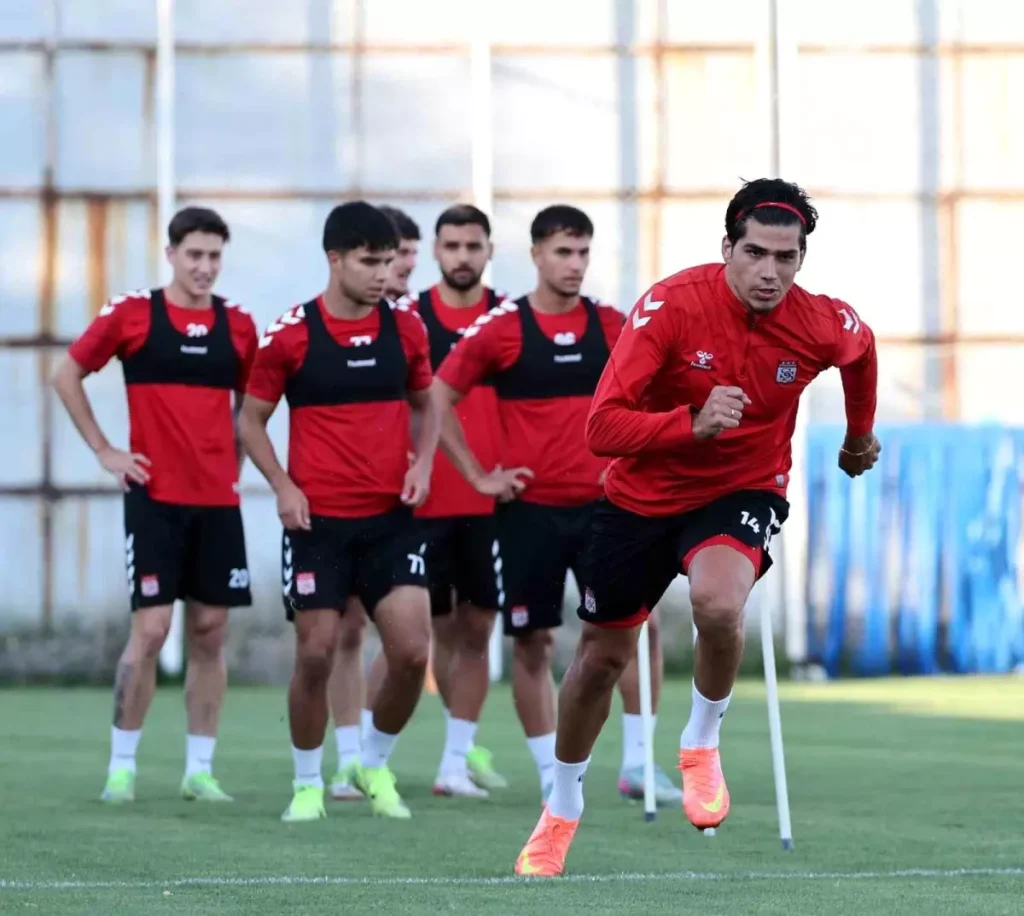 **Sivasspor, Pendikspor Karşılaşması İçin Hazırlıklarını Sürdürüyor**