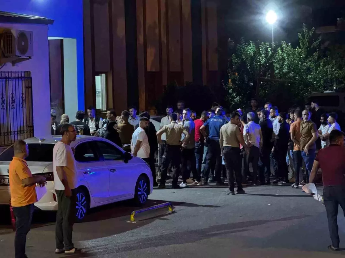 **Saldırıda Yaralanan Genç Hastanede Hayatını Kaybetti**