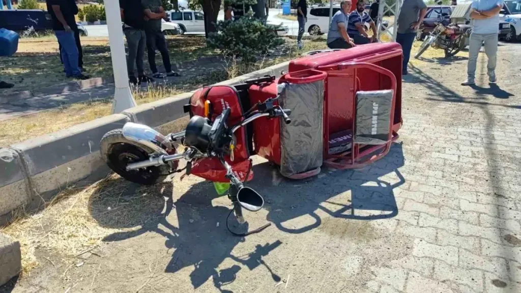 Sivas’ta Tırın Çarpması Sonucu Motosiklet Sürücüsü Öldü