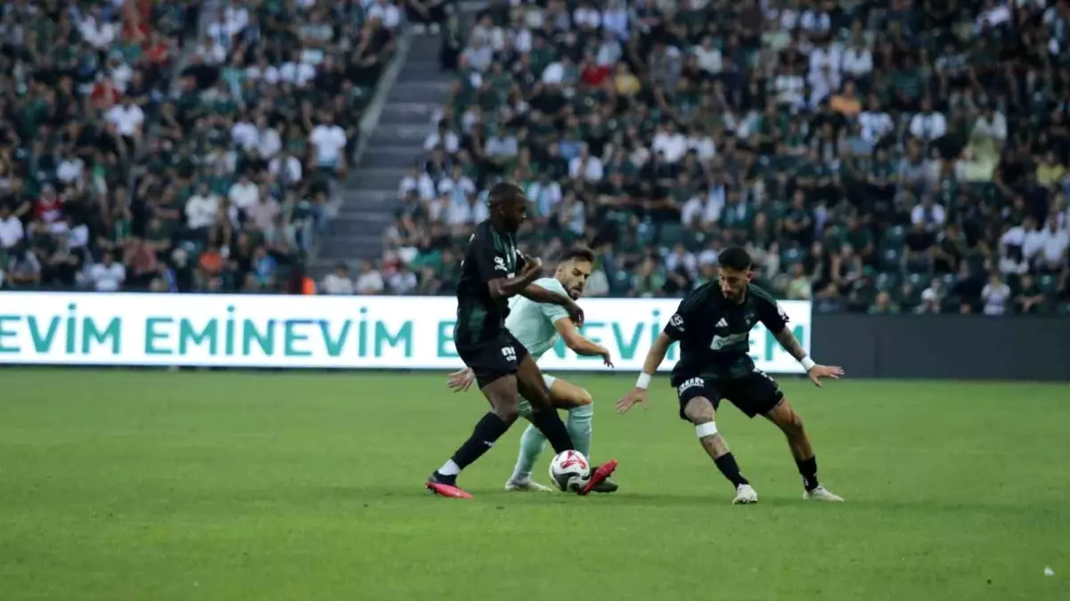 **Kocaelispor Kayserispor’u Uzatmada Berabere Kıldı**