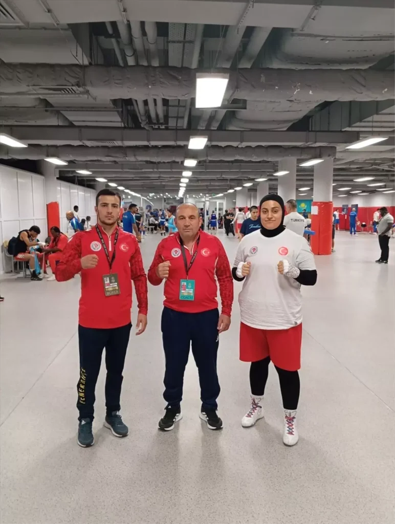 **Vanlı Boksörlerin Altın Madalya Hedefi**