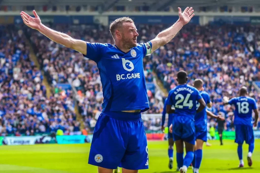 **Vardy’nin Yeni Macerası Başlıyor: Cremonese’ye Transfer Oluyor**