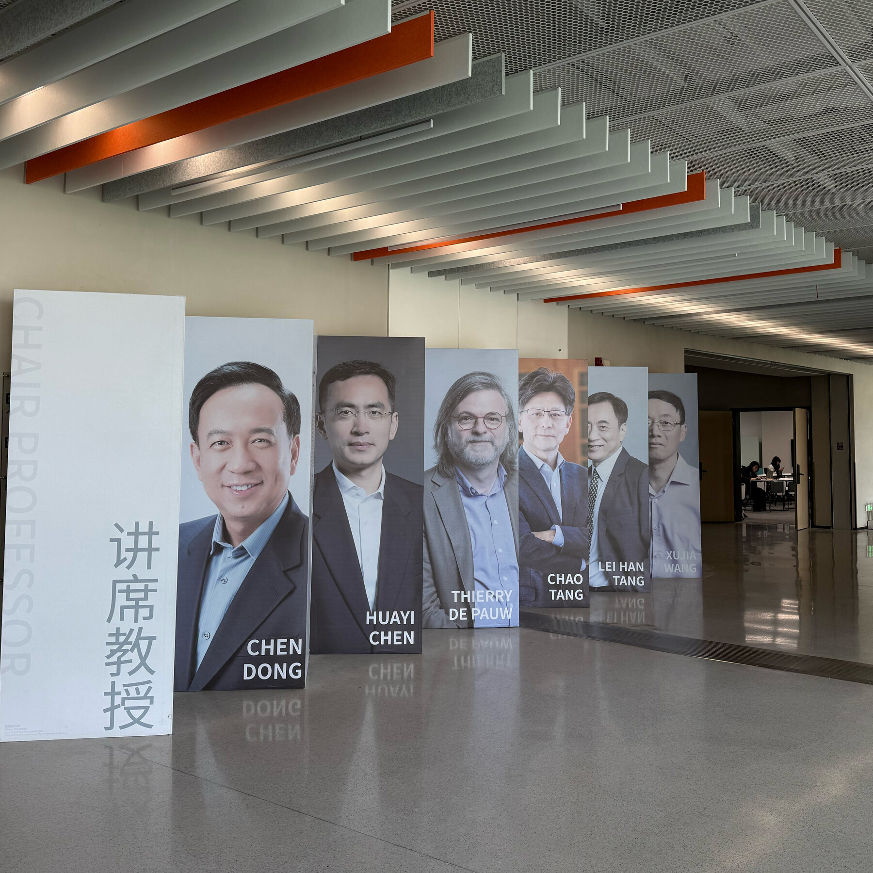 China Courts Foreign Talent as Trump’s H-1B Visa Fee Hits International Workers