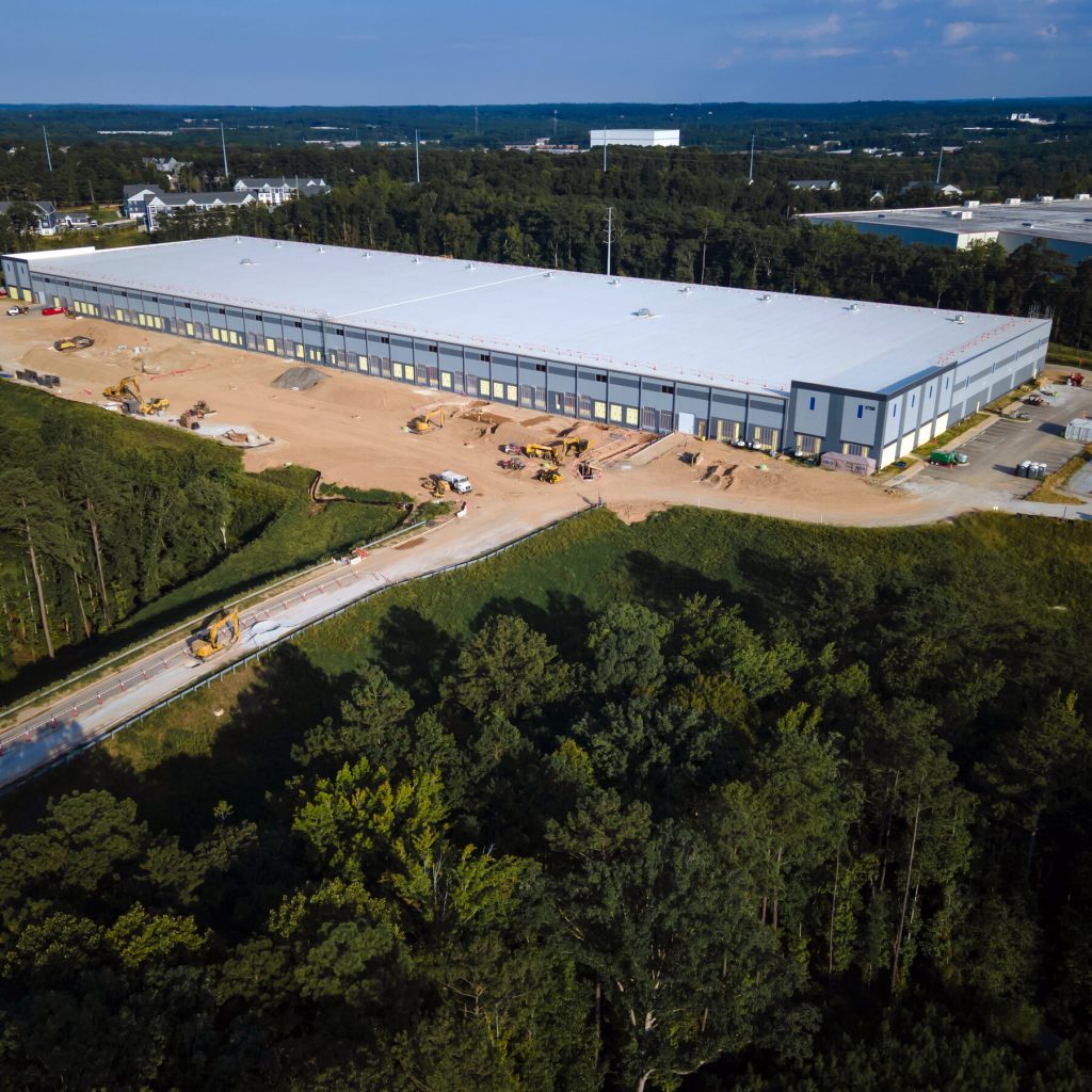 The Green Energy Gap: Why Data Centers Remain Tied to Fossil Fuels