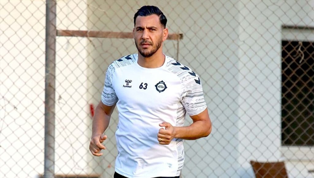 Altay taraftarı önünde Ayvalıkgücü ile oynuyor