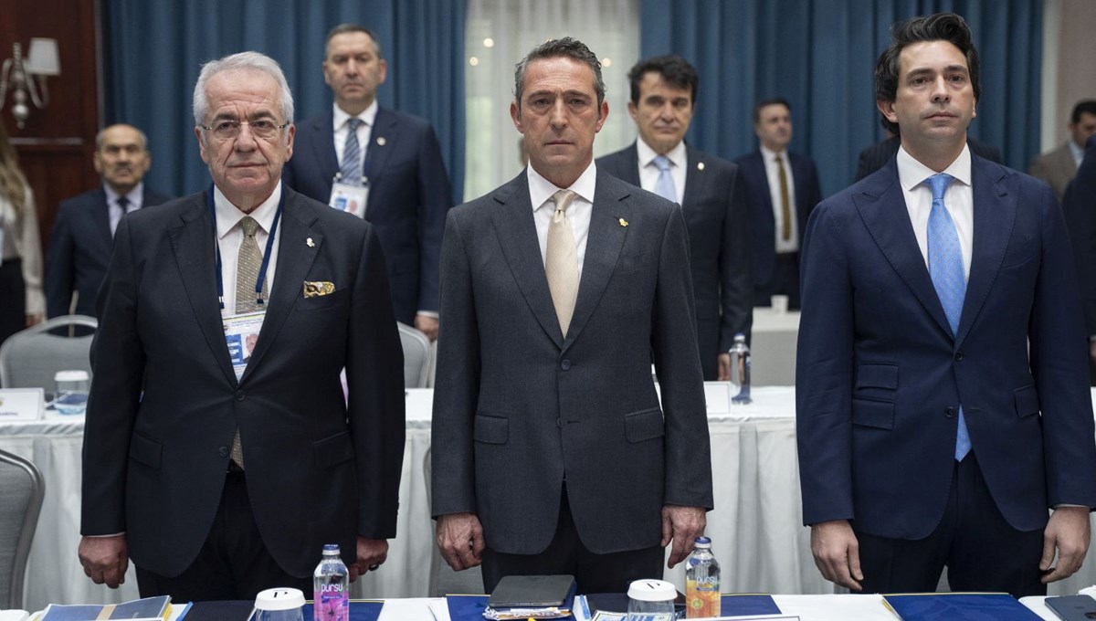 Fenerbahçe’de kritik toplantı başladı