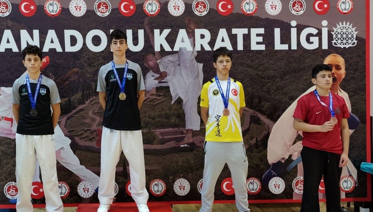 Çayırovalı karateciler, turnuvadan 5 madalyayla döndü